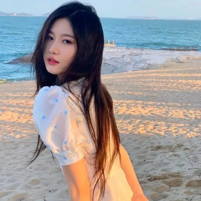 千金小姐她不装了千金小姐每天都在装穷